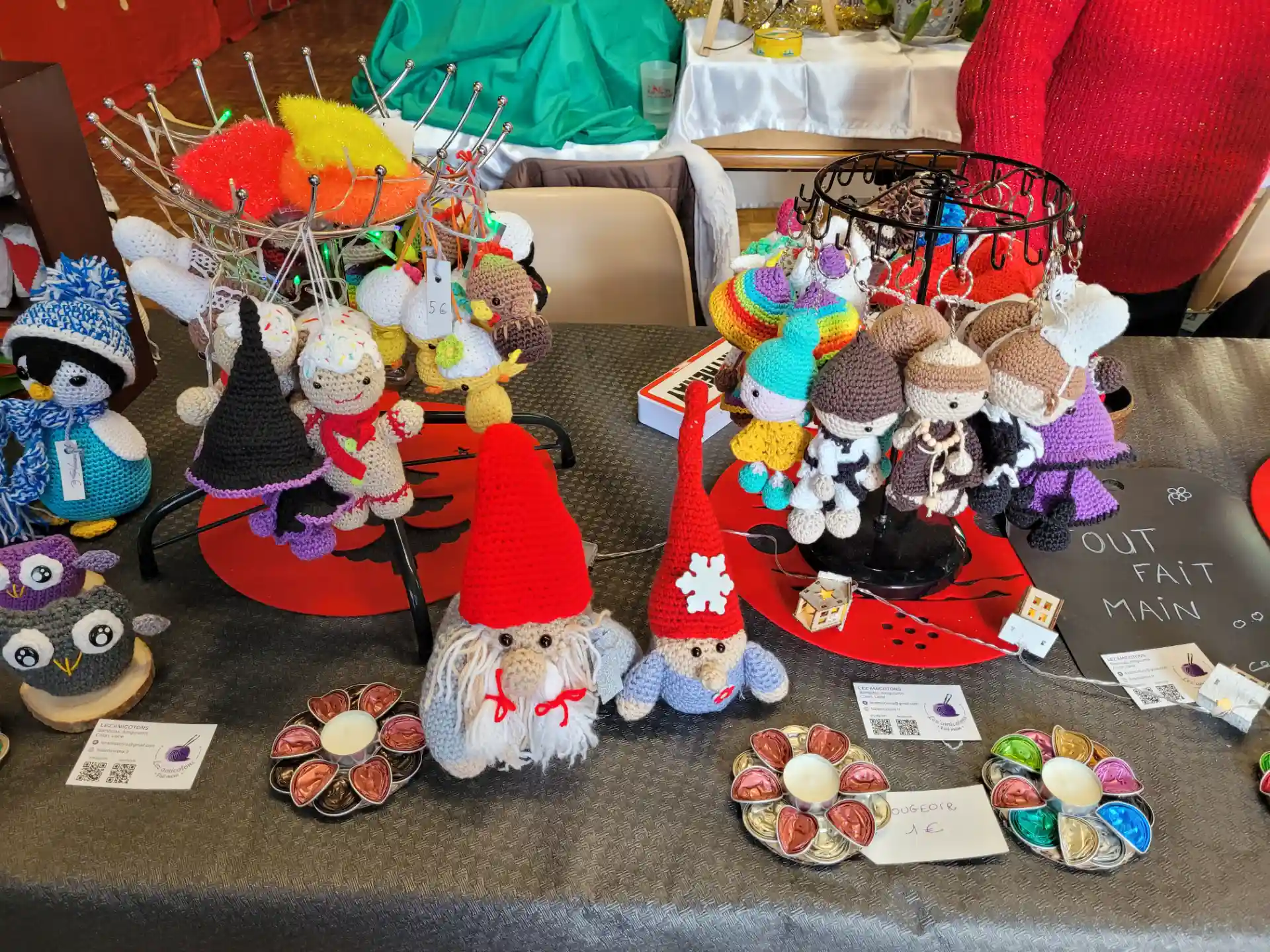 créations en crochet et laine, bambolas