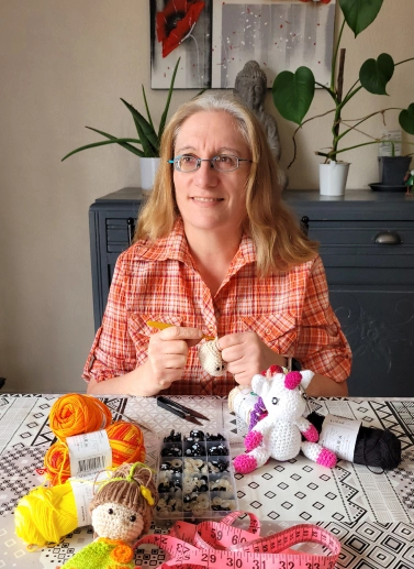 Corinne bouchet, créatrice d'amigurumi et bambola en laine