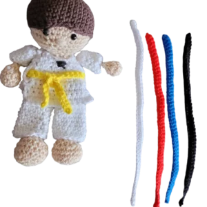 taekwondoïste porte clé. keup avec kit ceinture.
